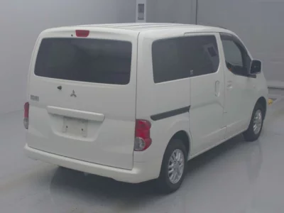 Mitsubishi DELICA D3