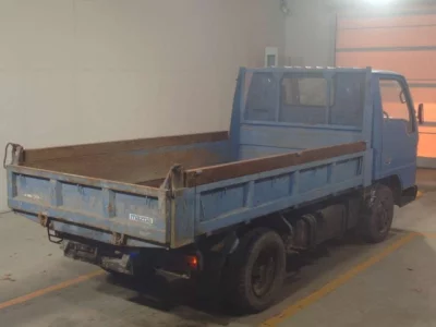 Mazda TITAN  с аукциона в Японии