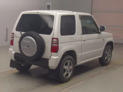 Mitsubishi PAJERO MINI