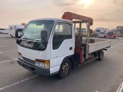 Isuzu ELF