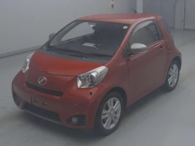 Toyota IQ  с аукциона в Японии