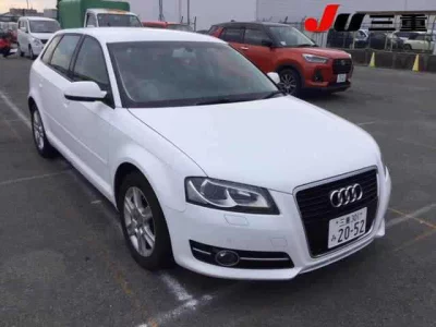 Audi A3  с аукциона в Японии