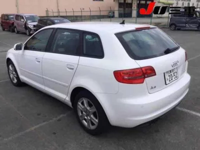 Audi A3  с аукциона в Японии