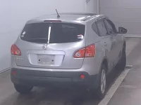 Nissan DUALIS лот № 4032 оценка 3.5  с аукциона в Японии 3