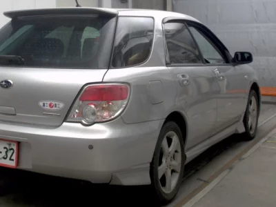 Subaru IMPREZA  с аукциона в Японии