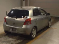 Toyota VITZ лот № 4170 оценка RA  с аукциона в Японии 1