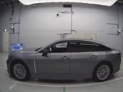 Toyota CROWN  с аукциона в Японии