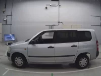 Toyota SUCCEED лот № 10080 оценка 3.5  с аукциона в Японии 3