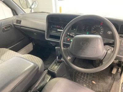 Toyota HIACE VAN  с аукциона в Японии