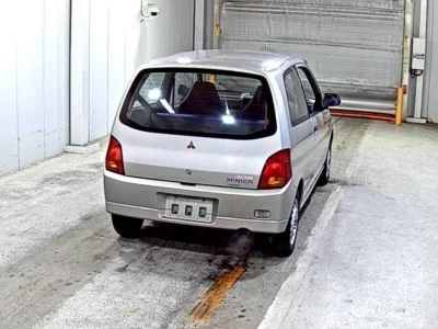 Mitsubishi MINICA