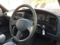 Toyota HILUX SURF лот № 30024 оценка 2  с аукциона в Японии 5