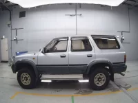 Toyota HILUX SURF лот № 30024 оценка 2  с аукциона в Японии 2