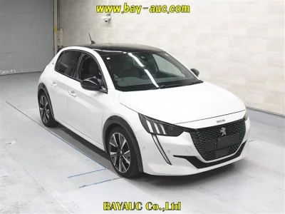 Peugeot 208  с аукциона в Японии