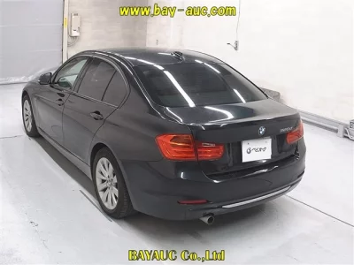 BMW 3-Series  с аукциона в Японии