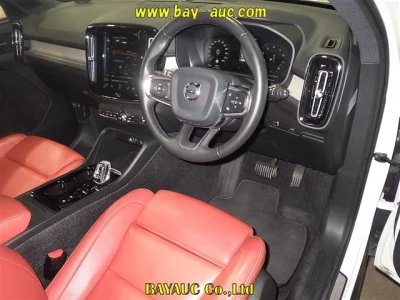 Volvo XC40  с аукциона в Японии