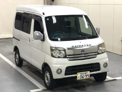 Daihatsu Atrai Wagon  с аукциона в Японии