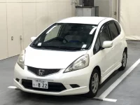 Honda FIT лот № 4533 оценка 3.5  с аукциона в Японии 2