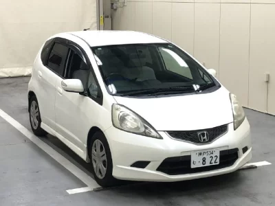 Honda FIT  с аукциона в Японии