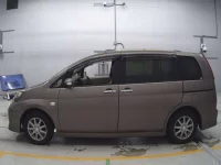 Toyota ISIS лот № 30149 оценка 3.5  с аукциона в Японии 3