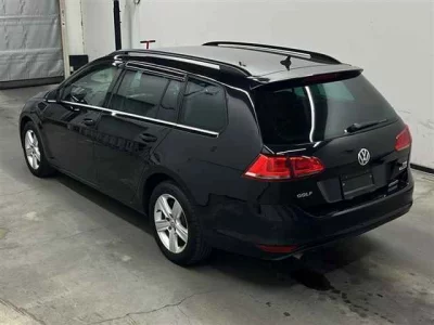 Volkswagen GOLF VARIANT