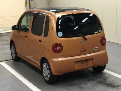 Daihatsu MOVE LATTE