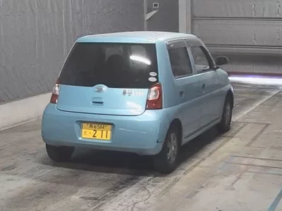 Daihatsu Esse