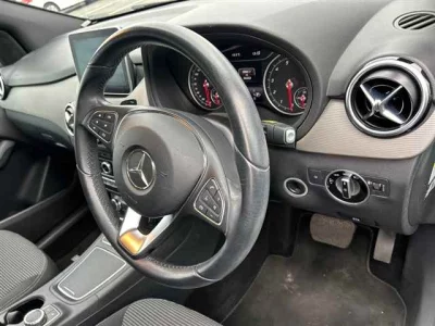 Mercedes-Benz B CLASS