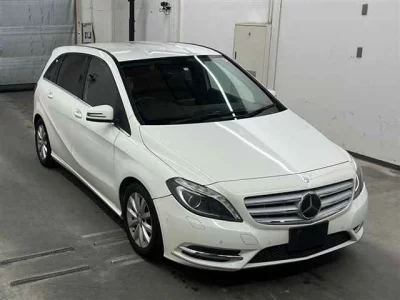 Mercedes-Benz B CLASS