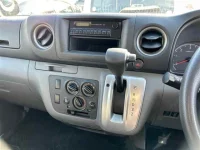 Nissan CARAVAN VAN лот № 85026 оценка 3.5  с аукциона в Японии 5