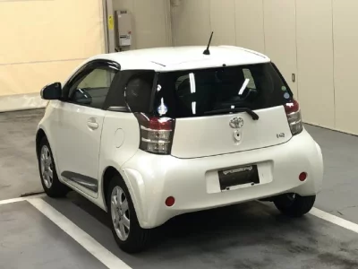 Toyota IQ