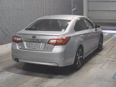 Subaru LEGACY B4