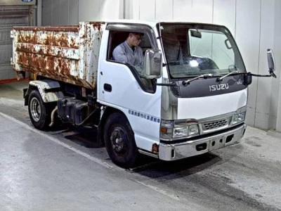 Isuzu ELF