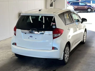 Subaru TREZIA  с аукциона в Японии