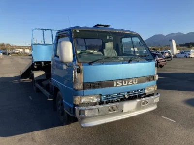 Isuzu ELF