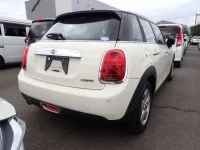 BMW MINI лот № 200 оценка 4  с аукциона в Японии 1