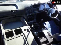 Isuzu GIGA лот № 8517 оценка 3  с аукциона в Японии 2