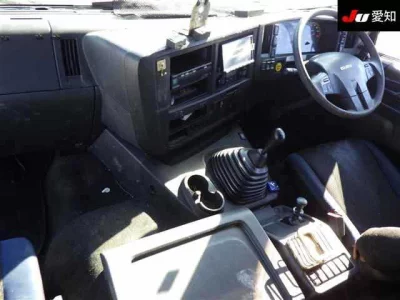 Isuzu GIGA  с аукциона в Японии