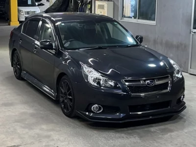 Subaru LEGACY B4