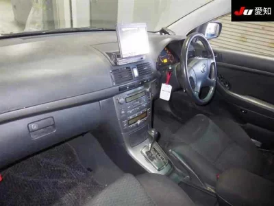 Toyota AVENSIS SEDAN