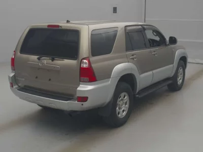 Toyota HILUX SURF  с аукциона в Японии