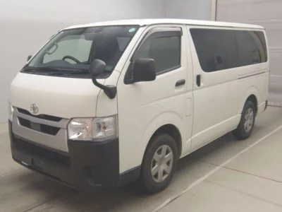 Toyota HIACE VAN  с аукциона в Японии