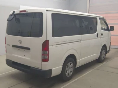 Toyota HIACE VAN  с аукциона в Японии