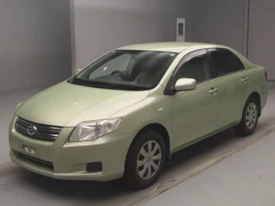 Toyota COROLLA AXIO  с аукциона в Японии
