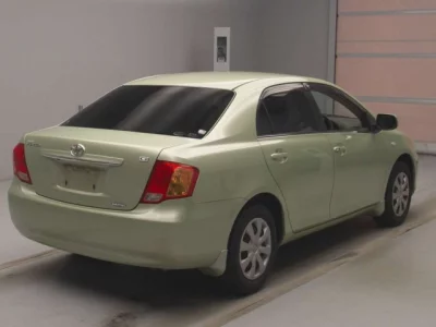 Toyota COROLLA AXIO  с аукциона в Японии