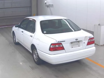 Nissan BLUEBIRD