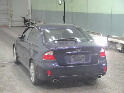Subaru LEGACY B4