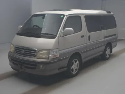 Toyota HIACE  с аукциона в Японии