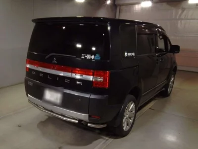 Mitsubishi DELICA D5