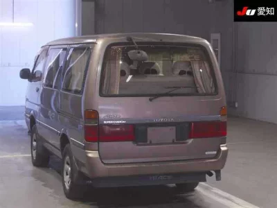 Toyota HIACE  с аукциона в Японии