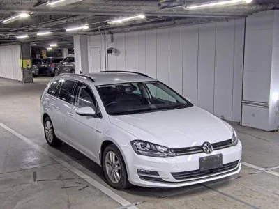 Volkswagen GOLF VARIANT